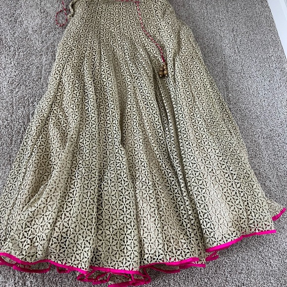 🎉 HP 🎉 NWT Crop Top + Skirt (Lengha) - Picture 4 of 10